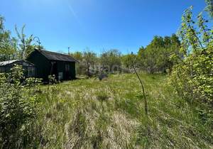 Дом 13м², 2-этажный, участок 9 сот.  