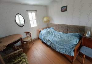 Дом 40м&sup2;, 2-этажный, участок 10 сот.  