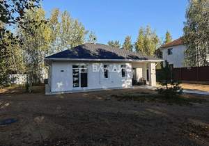 Дом 95м&sup2;, 1-этажный, участок 10 сот.  