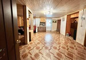 Дом 250м², 3-этажный, участок 15 сот.  