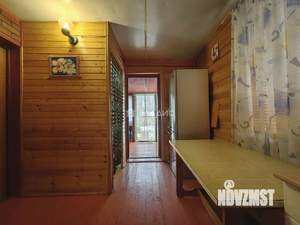 Дом 42м&sup2;, 2-этажный, участок 6 сот.  