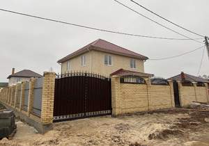 Дом 136м&sup2;, 2-этажный, участок 7 сот.  