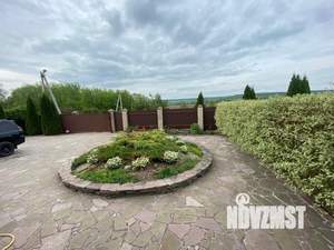 Дом 270м², 3-этажный, участок 30 сот.  