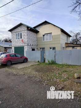 Дом 175м&sup2;, 2-этажный, участок 2 сот.  