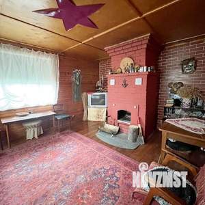 Дом 40м², 2-этажный, участок 5 сот.  