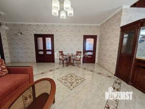 Дом 350м&sup2;, 3-этажный, участок 26 сот.  