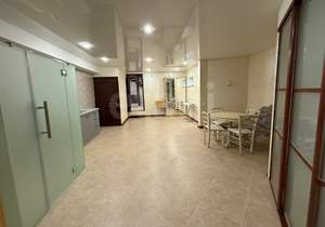 Дом 216м&sup2;, 3-этажный, участок 273 сот.  