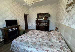 Дом 220м&sup2;, 2-этажный, участок 9 сот.  