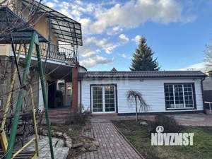 Дом 256м², 2-этажный, участок 6 сот.  