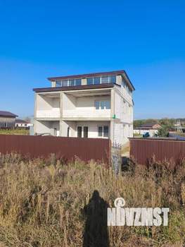 Дом 372м², 3-этажный, участок 14 сот.  