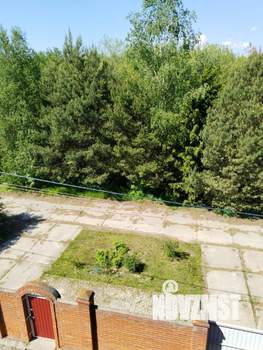 Дом 218м², 3-этажный, участок 15 сот.  