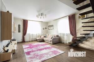 Коттедж 197м&sup2;, 2-этажный, участок 8 сот.  