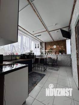 Дом 121м&sup2;, 2-этажный, участок 6 сот.  