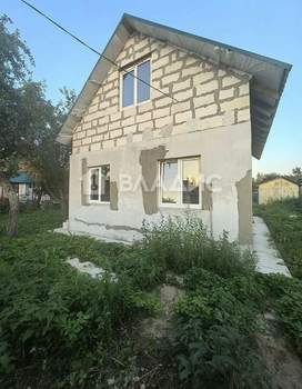 Дом 70м&sup2;, 2-этажный, участок 5 сот.  