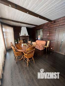 Дом 270м², 3-этажный, участок 30 сот.  