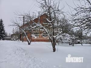 Дом 620м&sup2;, 4-этажный, участок 34 сот.  