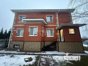 Дом 216м², 3-этажный, участок 3 сот.  