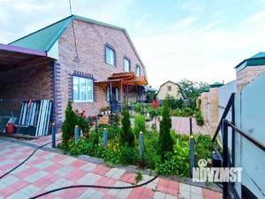 Дом 240м², 2-этажный, участок 8 сот.  