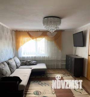 Дом 80м&sup2;, 2-этажный, участок 6 сот.  