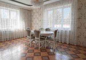 Дом 273м², 2-этажный, участок 0 сот.  