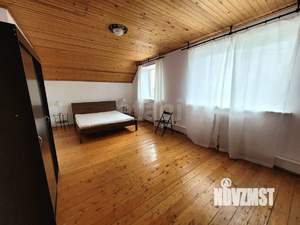 Дом 274м², 2-этажный, участок 12 сот.  