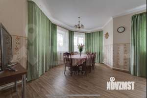 Дом 349м², 3-этажный, участок 35 сот.  