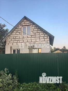 Дом 70м&sup2;, 2-этажный, участок 5 сот.  