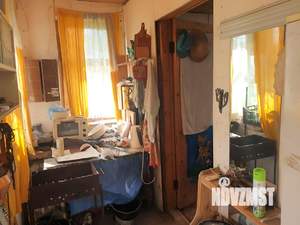 Дом 25м², 2-этажный, участок 5 сот.  