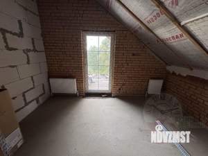 Дом 180м&sup2;, 3-этажный, участок 12 сот.  