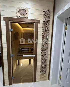 Дом 130м&sup2;, 2-этажный, участок 9 сот.  