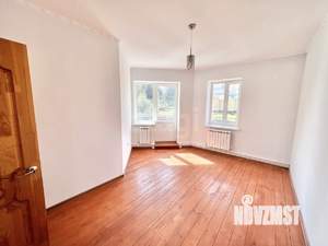 Дом 280м², 2-этажный, участок 10 сот.  