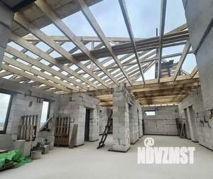 Дом 180м&sup2;, 1-этажный, участок 10 сот.  