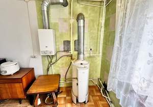 Дом 250м², 3-этажный, участок 15 сот.  