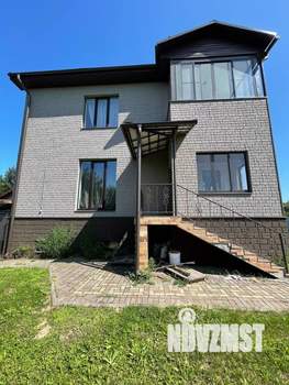 Коттедж 224м&sup2;, 3-этажный, участок 8 сот.  