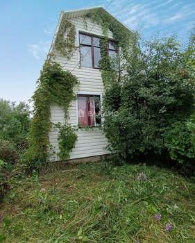 Дом 40м&sup2;, 2-этажный, участок 10 сот.  