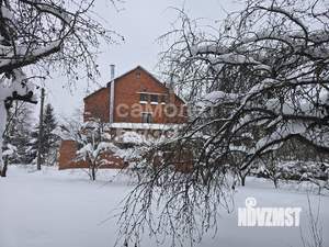 Дом 620м&sup2;, 4-этажный, участок 34 сот.  