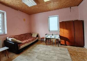 Дом 60м&sup2;, 2-этажный, участок 9 сот.  