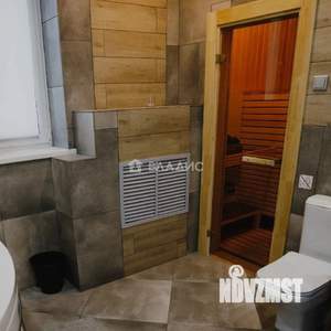 Дом 170м&sup2;, 2-этажный, участок 6 сот.  