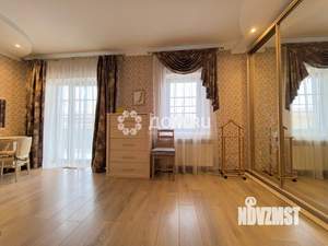 Таунхаус 225м², 3-этажный, участок 2 сот.  