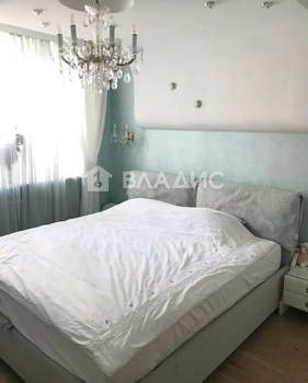 Дом 130м&sup2;, 2-этажный, участок 9 сот.  