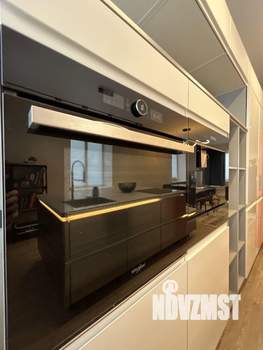 Дом 242м&sup2;, 3-этажный, участок 20 сот.  