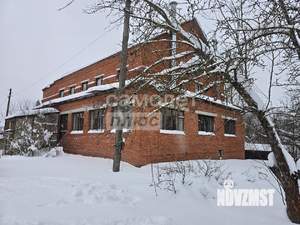 Дом 620м&sup2;, 4-этажный, участок 34 сот.  