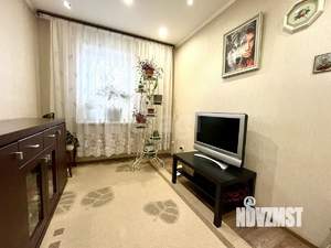 Дом 98м&sup2;, 2-этажный, участок 3 сот.  