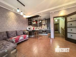 Таунхаус 225м², 3-этажный, участок 2 сот.  