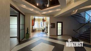 Дом 483м², 2-этажный, участок 17 сот.  