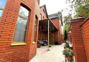 Дом 700м², 2-этажный, участок 12 сот.  