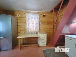 Дом 42м&sup2;, 2-этажный, участок 6 сот.  