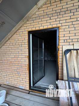 Дом 180м&sup2;, 3-этажный, участок 12 сот.  