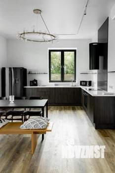 Дом 240м&sup2;, 2-этажный, участок 13 сот.  