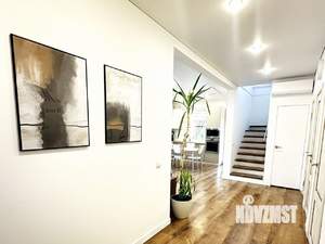 Дом 166м&sup2;, 2-этажный, участок 8 сот.  